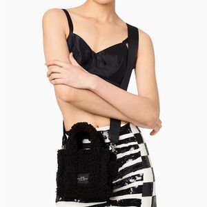 Marc Jacobs The Teddy Crossbody Tote